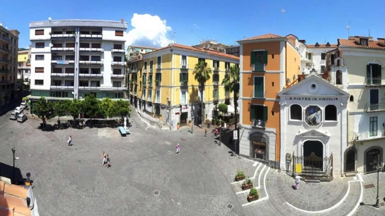 Maison Barriera - Luxury Suites - Salerno City Center Екстериор снимка
